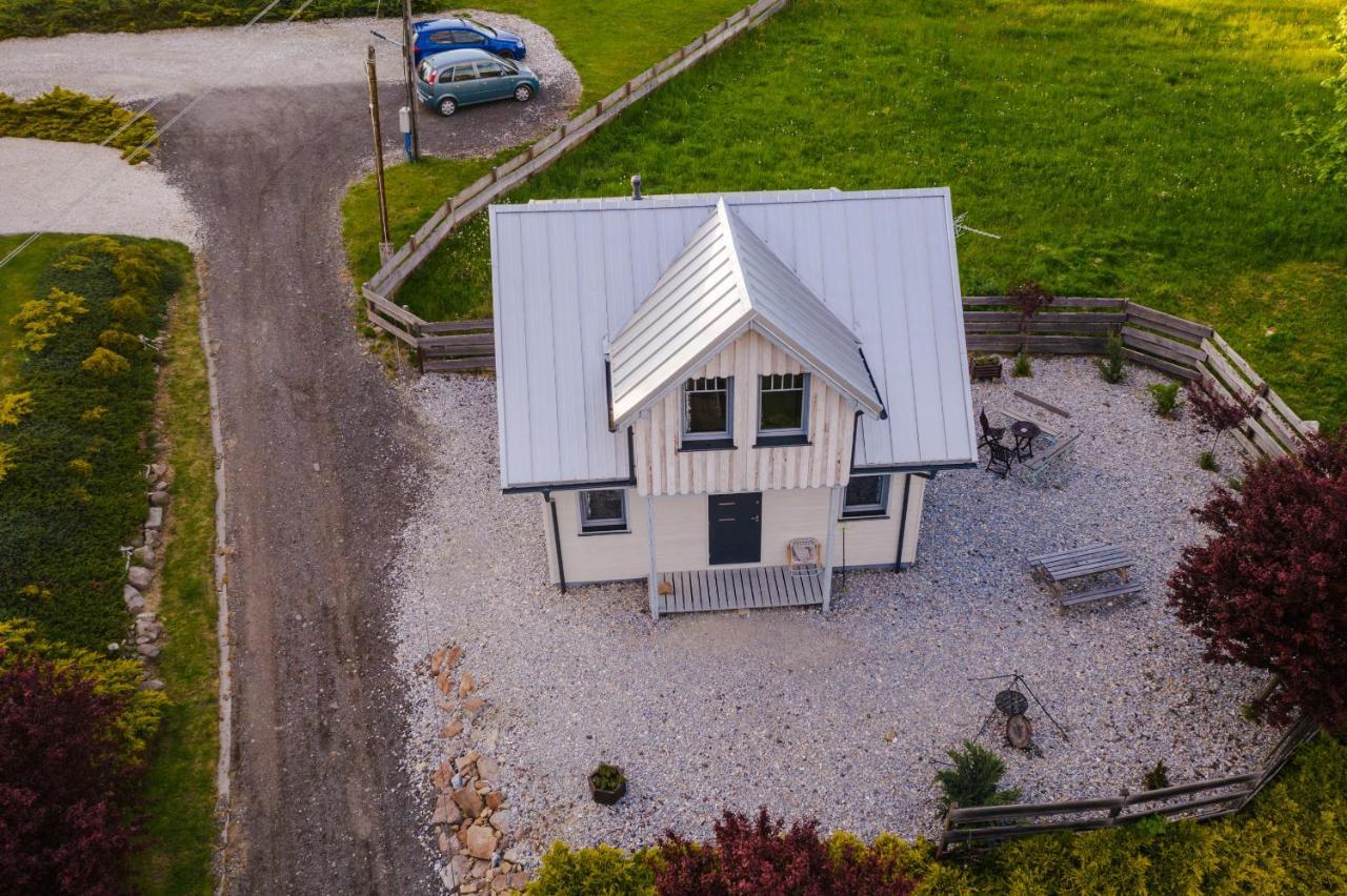 Domek Skowronek Szczytna Exterior photo